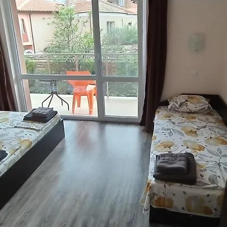 къща, за гости мери 게스트하우스