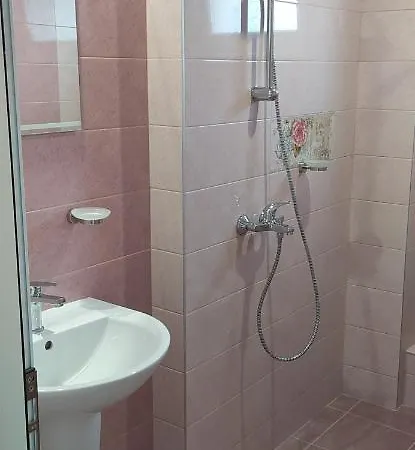 къща, за гости мери